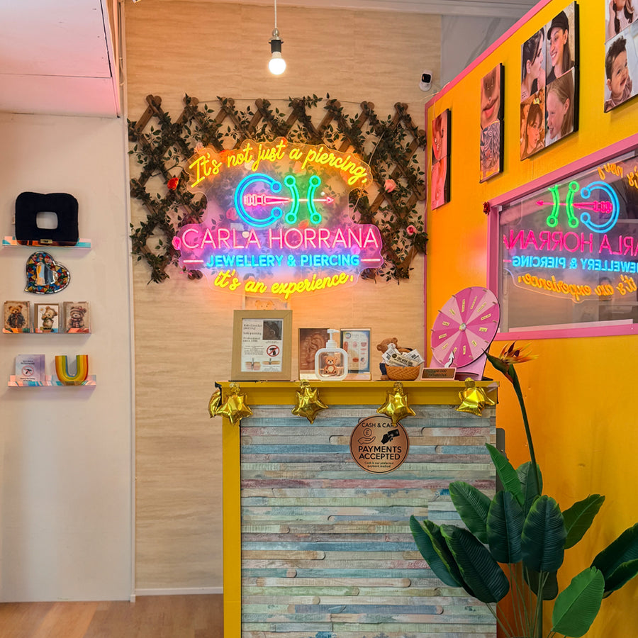 Jewellery & piercing shop